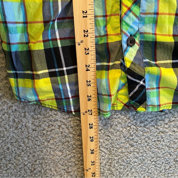 Social Collision Green/Yellow Plaid LS Button Up Shirt Men's Size Medium - Picture 7 of 9